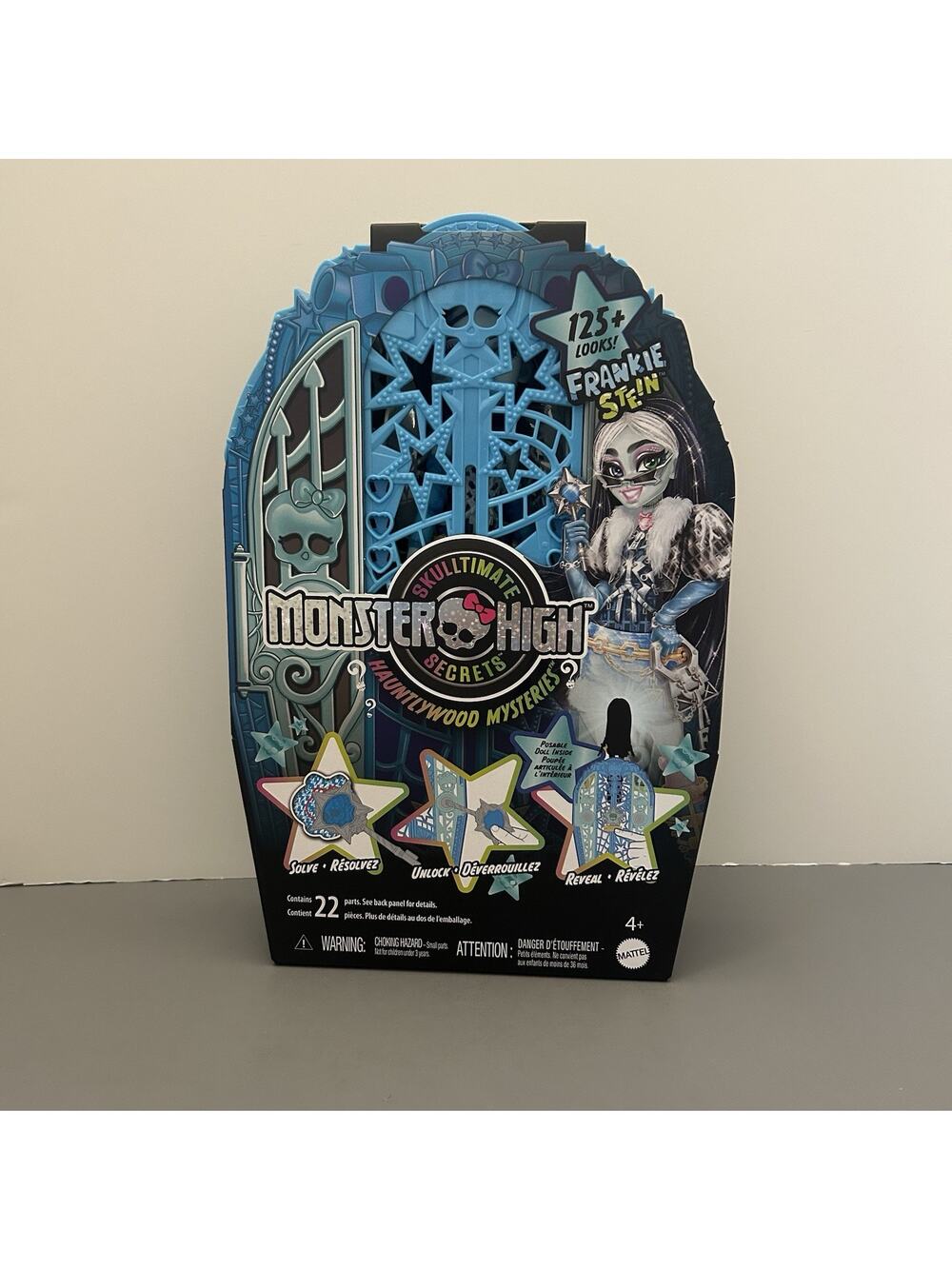 Monster High Skulltimate Secrets Hauntlywood Mysteries Frankie Stein Doll New